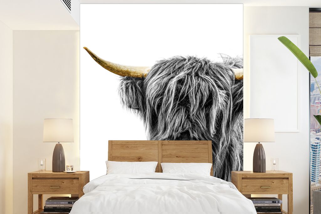 MuchoWow Fototapete für Wohnzimmer oder Schlafzimmer Wandtapete Vinyl Motivtapete Scottish Highlander - Schwarz - Weiß - Gold - 160x220 cm - Bi...