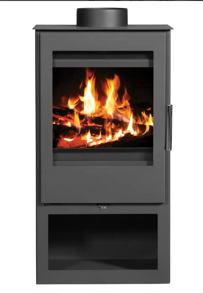 Petit poêle à bois performant Victoria Parma 5 kW pour chauffage d'appoint