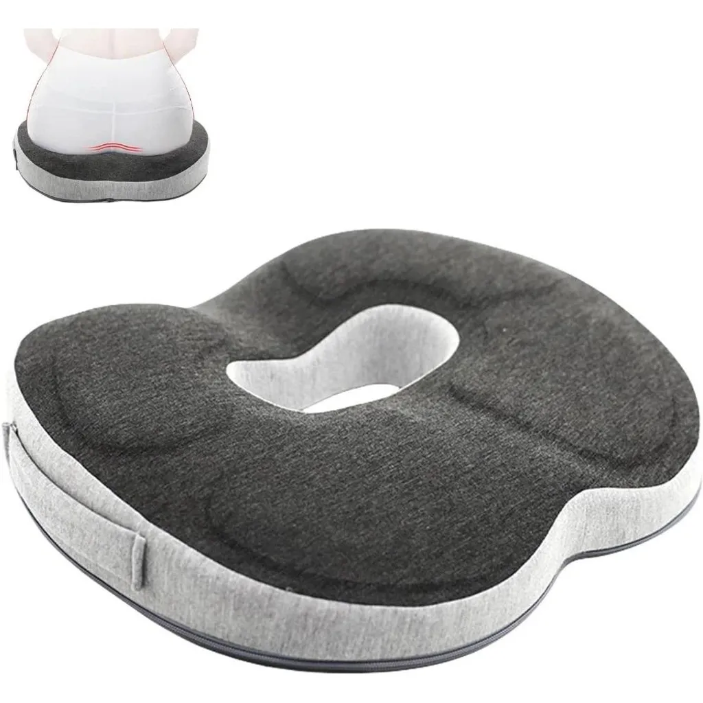 Coussin coccyx contre la douleur : solution orthopédique pour l'assise