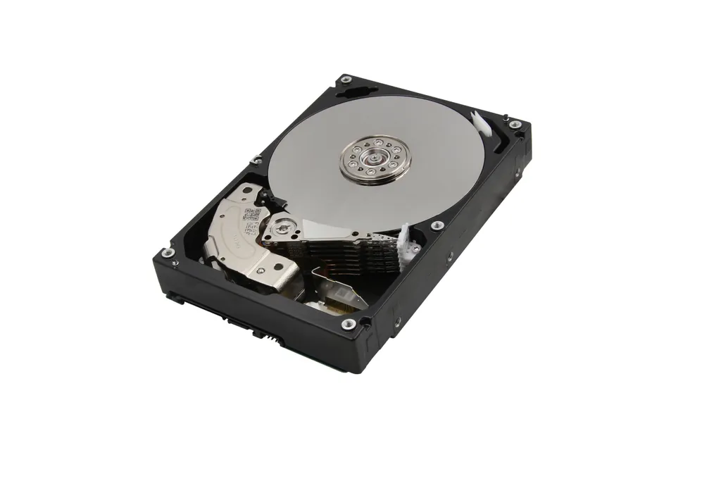 Disque dur 10 To Toshiba MG06ACA10TE pour éviter la saturation réseau