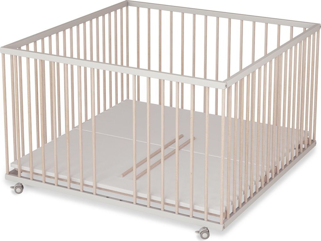 Laufgitter XXL 120x120 cm mit 3 Stück Schlupfsprossen - weiß/natur mit Matratze
