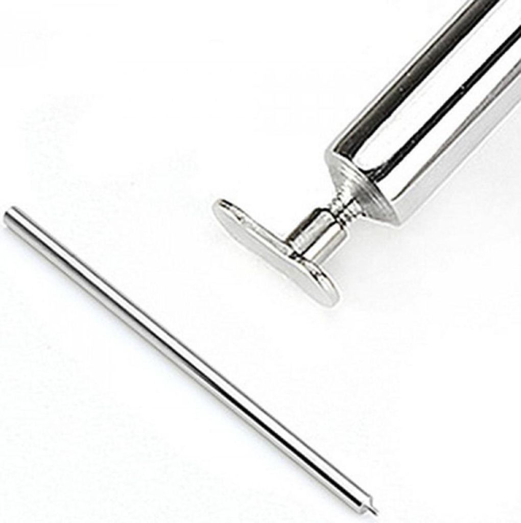 Piercing Werkzeug für Dermal Anchor: Halter zum Hautanker einsetzen