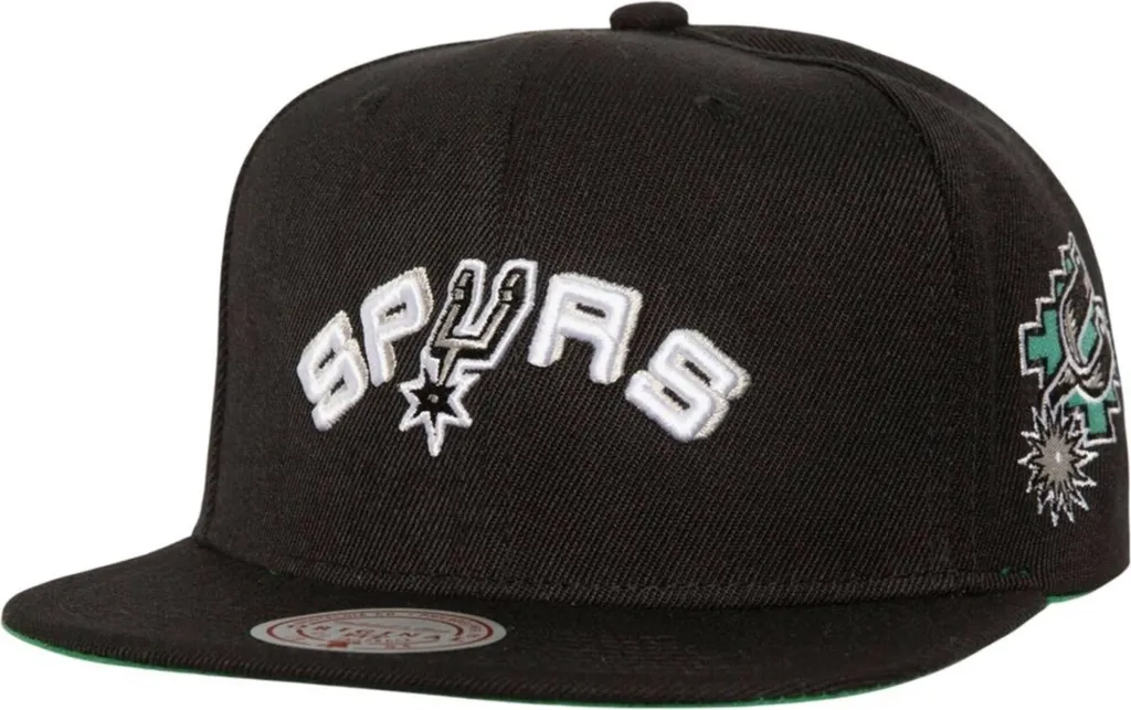 Bonnet de Ski et Ville Mitchell & Ness Noir - Idéal pour le Froid Intense