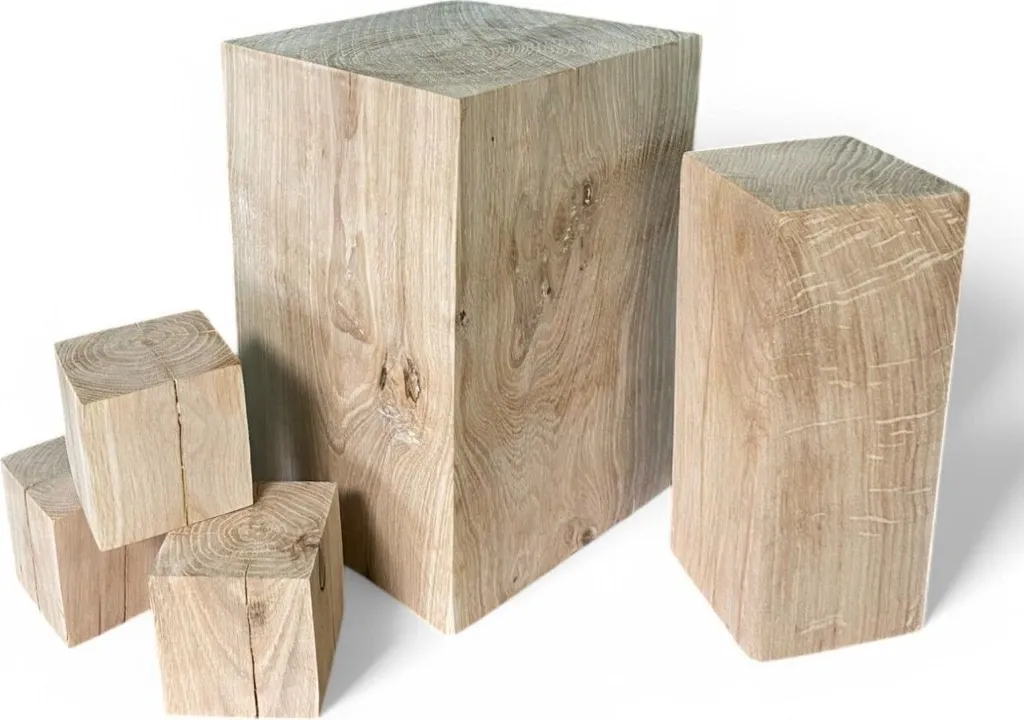 Décoration en bois de chêne 15x15x95cm - Support et socle massif design