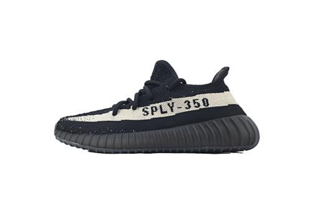 BY1604 Adidas Yeezy Boost 350 V2 Core Black/White Imagen del producto 
