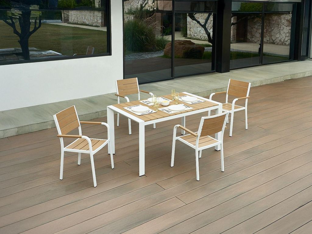 Gartenset aus Aluminium: Tisch, Länge 150 cm, und 4 stapelbare Stühle – Hell naturfarben und weiß – NYROS von MYLIA