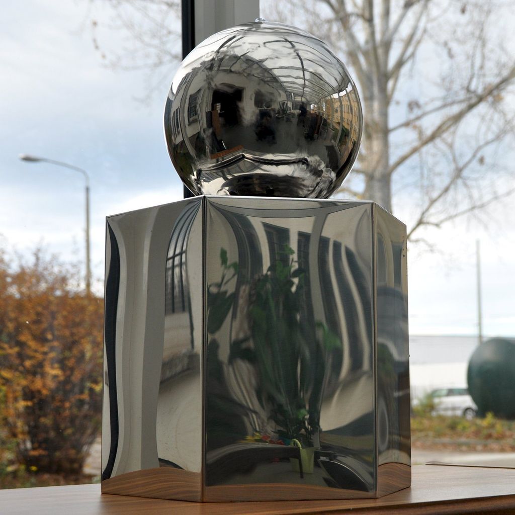 KÖHKO Springbrunnen Ø 20 cm mit LED-Beleuchtung in hexagonischen Edelstahlbecken hochglanzpoliert Gartenbrunnen