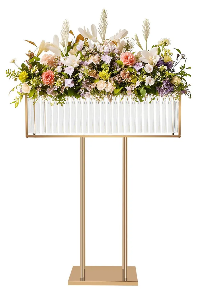 Support fleurs en fer robuste et cristal finition or haut de gamme