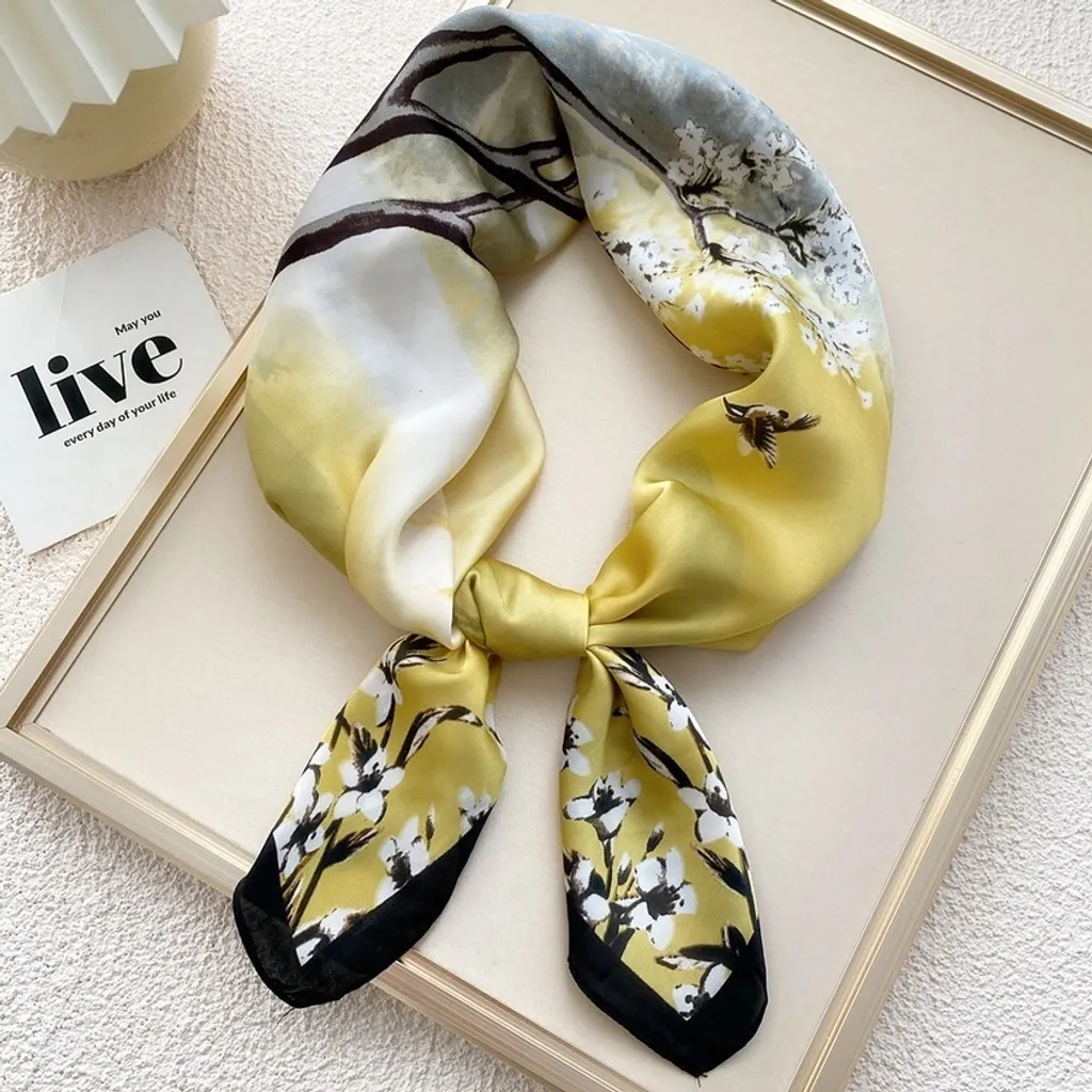 Foulard Ruby Seta - Un Abbraccio di Eleganza Tipo27 KP13102