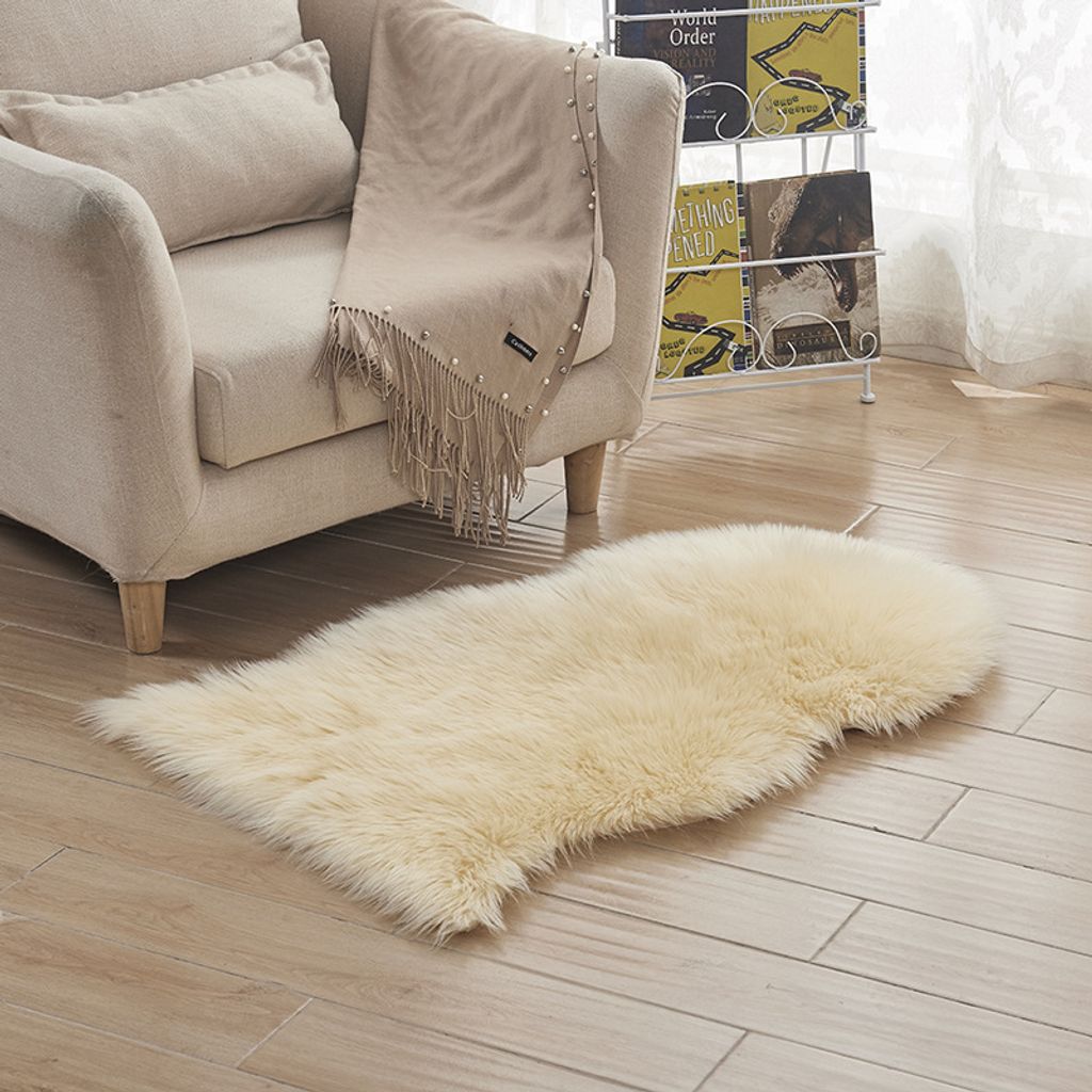 Hochflor Teppich 40x60cm Hochflorteppich Kunstfell Teppiche Waschbarer 6cm langer weicher Matte für Stühle Couch Sofa Wohnzimmer Schlafzimmer, Beige