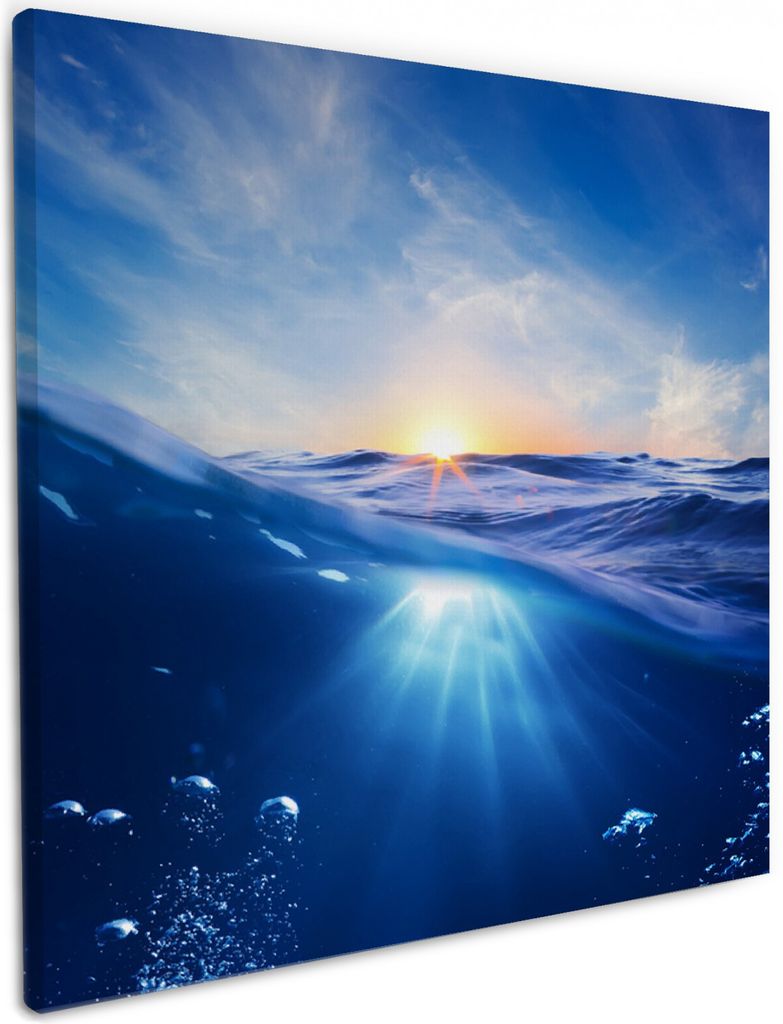 Wallario Premium Leinwandbild Wellen im Meer bei Sonnenuntergang in Größe 50 x 50 cm