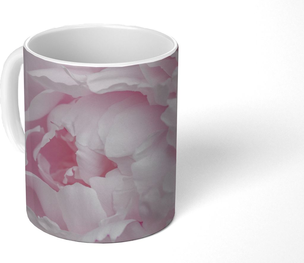 MuchoWow Tasse Kaffeetasse Kaffeebecher 350 ml Nahaufnahme und Draufsicht einer rosa Pfingstrose Teetasse - Fototasse - Becher - Keramikbecher - ...