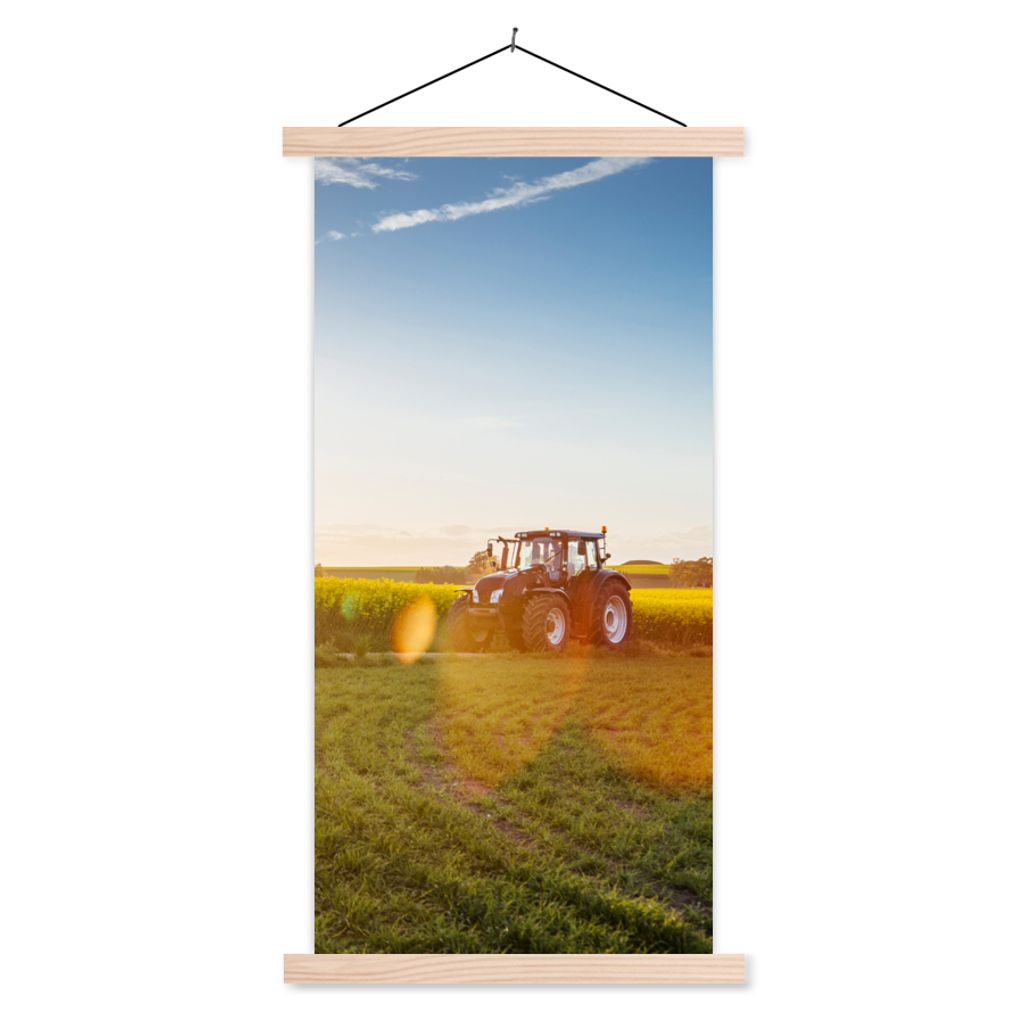 MuchoWow Textilposter Traktor - Gras - Sonnenuntergang 60x120 cm mit holzfarbenen Rahmen - Holz