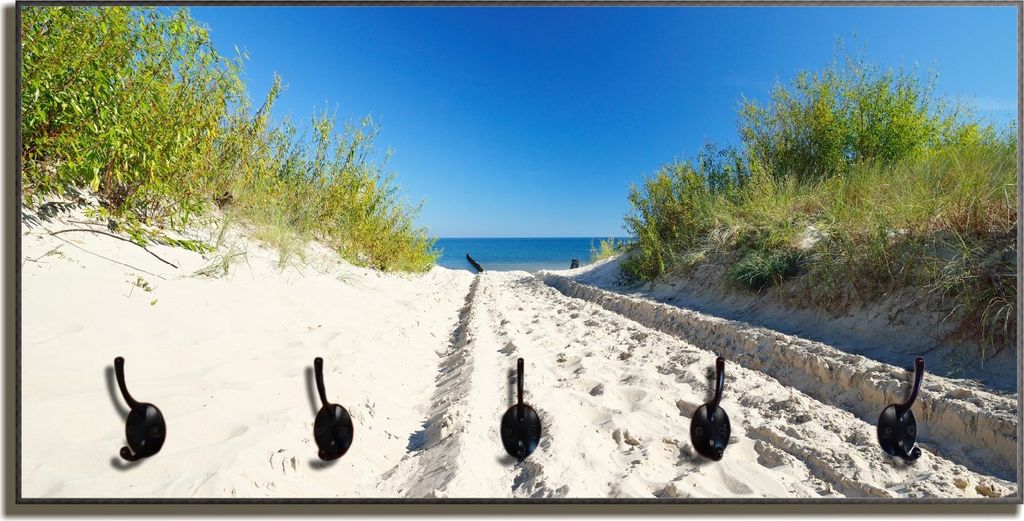 Wallario Flurgarderobe Wandgarderobe aus Holz, mit 5 Haken, Größe 80 x 40 cm, Motiv Auf dem Sandweg zum Strand - Blauer Himmel über dem Meer