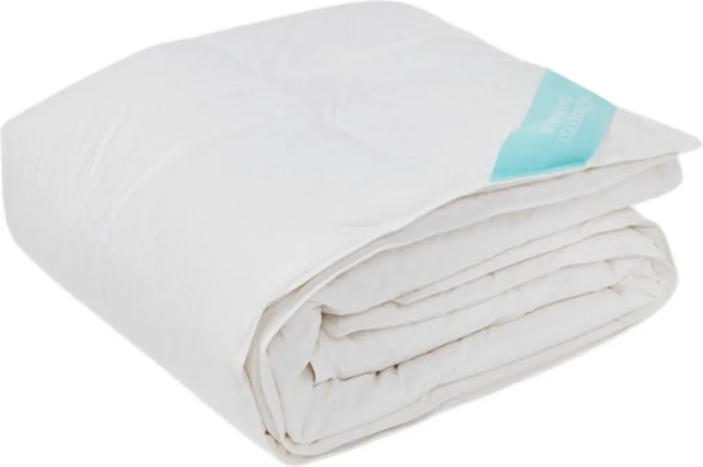 Couette 2 personnes 200 x 200 cm Westwing Tibor : dormir au chaud l'hiver