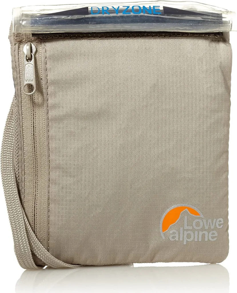 Lowe Alpine Dryzone: Proteggi i Documenti della tua Famiglia