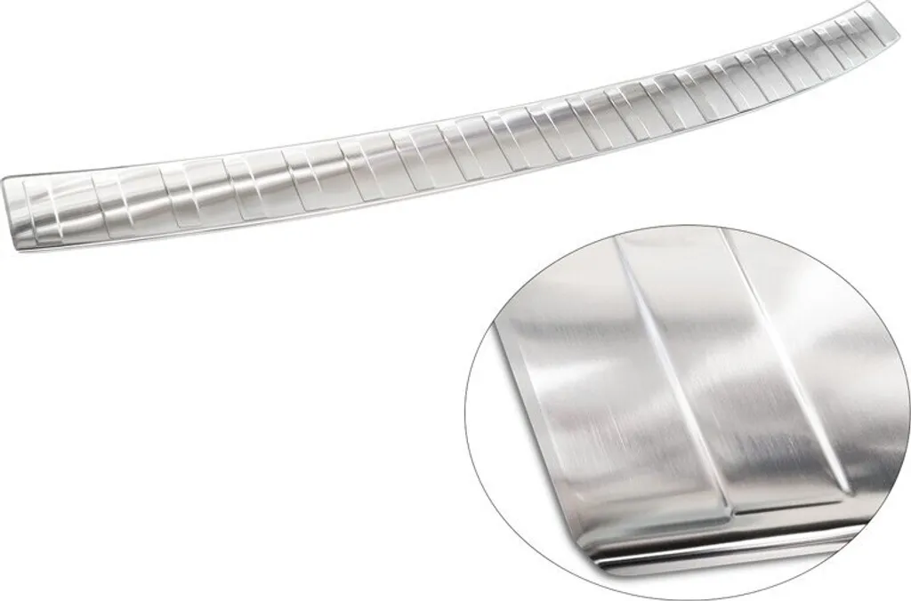 Seuil de chargement Avisa en acier inox brossé anti-rayure pour T7