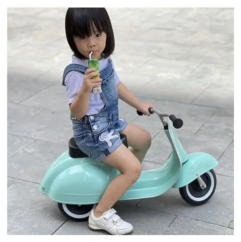 Tricycle Porteur Enfant Menthe Ambosstoys Primo - Véhicule en Métal Rétro