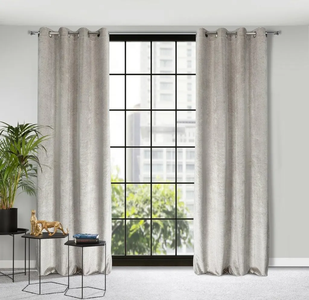Rideau de décoration velours beige 140x250 Lussi idéal pour la chambre