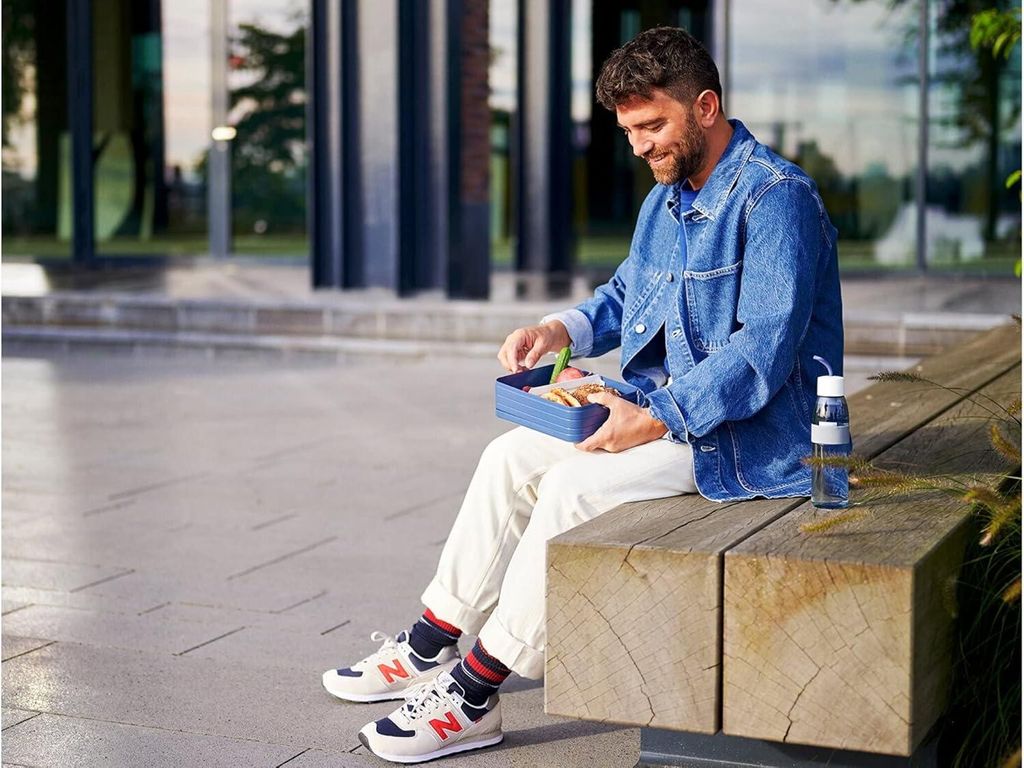 Lebhafte Flieder-Lunchbox für Erwachsene - Midi-Format, geeignet für 2 Sandwiches oder 4 Brote