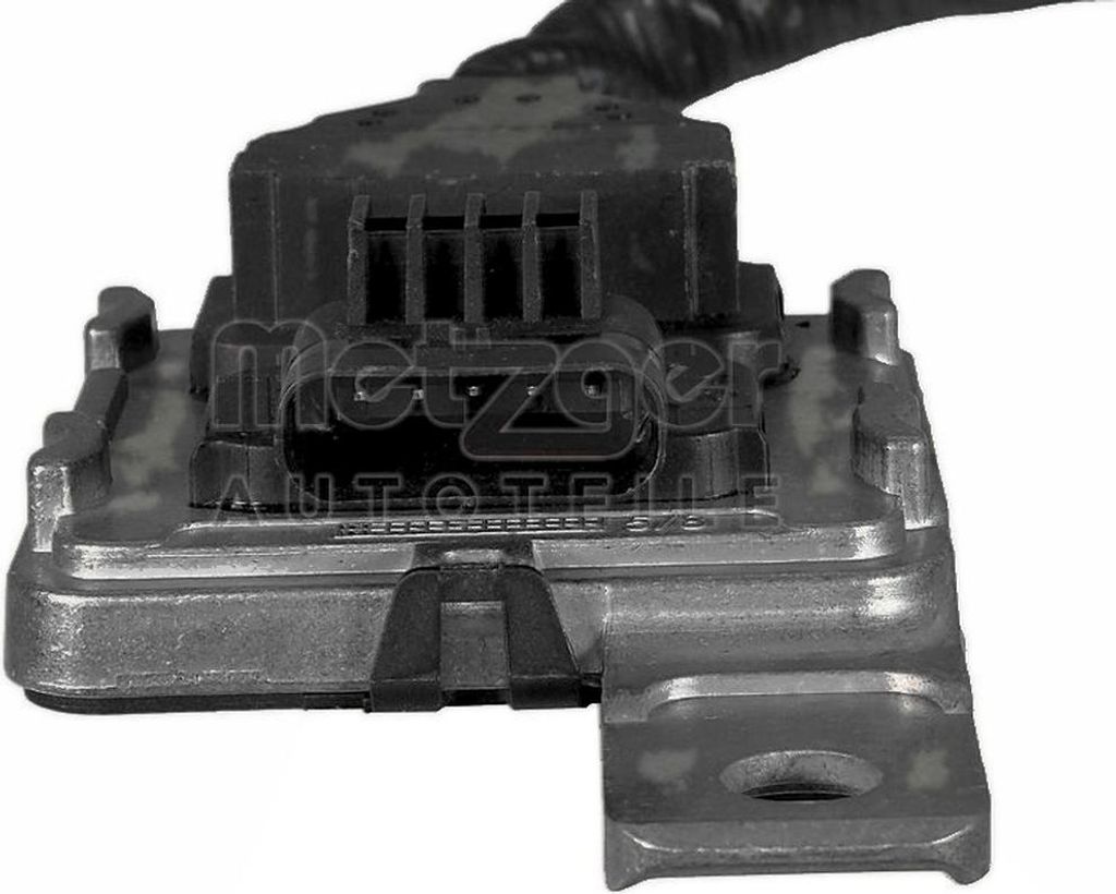 METZGER 0940014 NOx-Sensor NOx-Katalysator für AUDI A4 Avant (8K5, B8) A5 Sportback (8TA) A4 Limousine (8K2, B8) A5 Coupe (8T3) A4 Allroad (8KH, B8)
