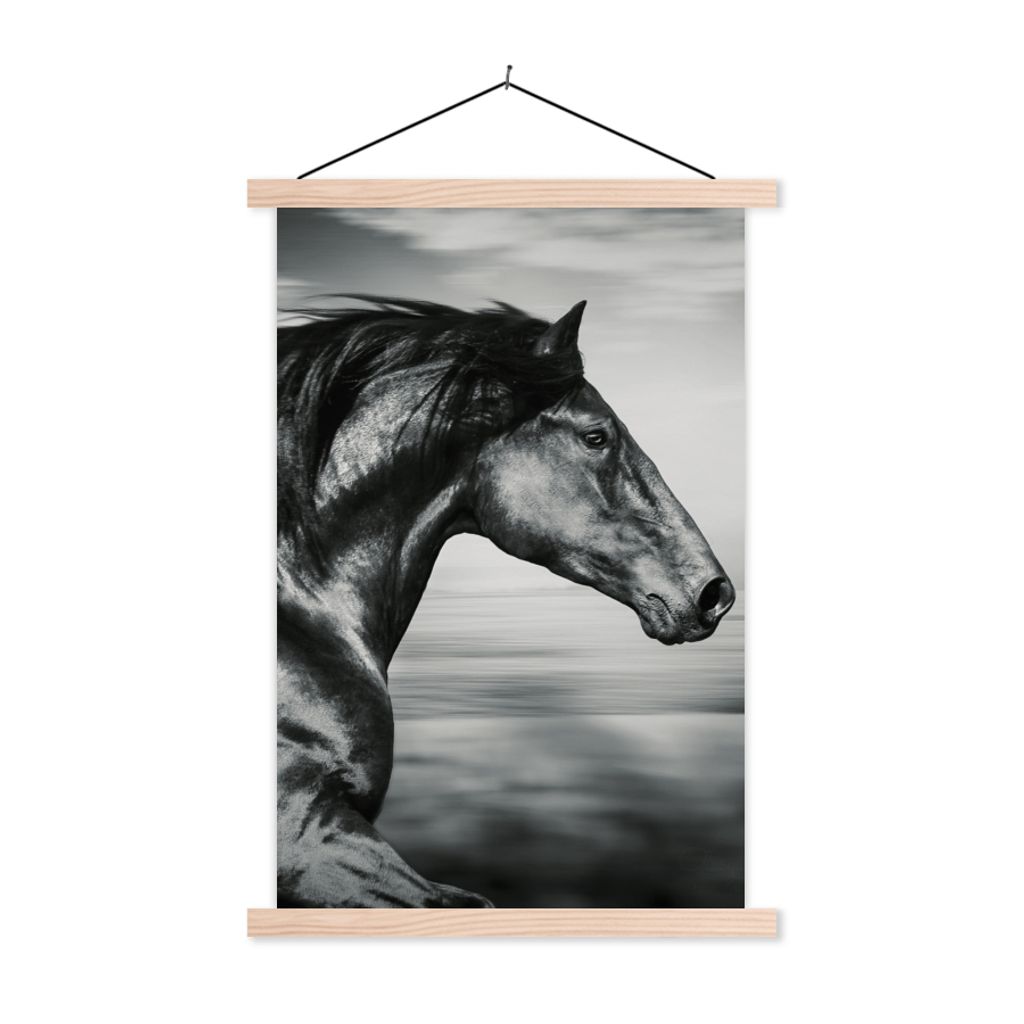 MuchoWow Textilposter Pferd - Tiere - Schwarz - Weiß 120x180 cm mit holzfarbenen Rahmen - Textil-Plakat