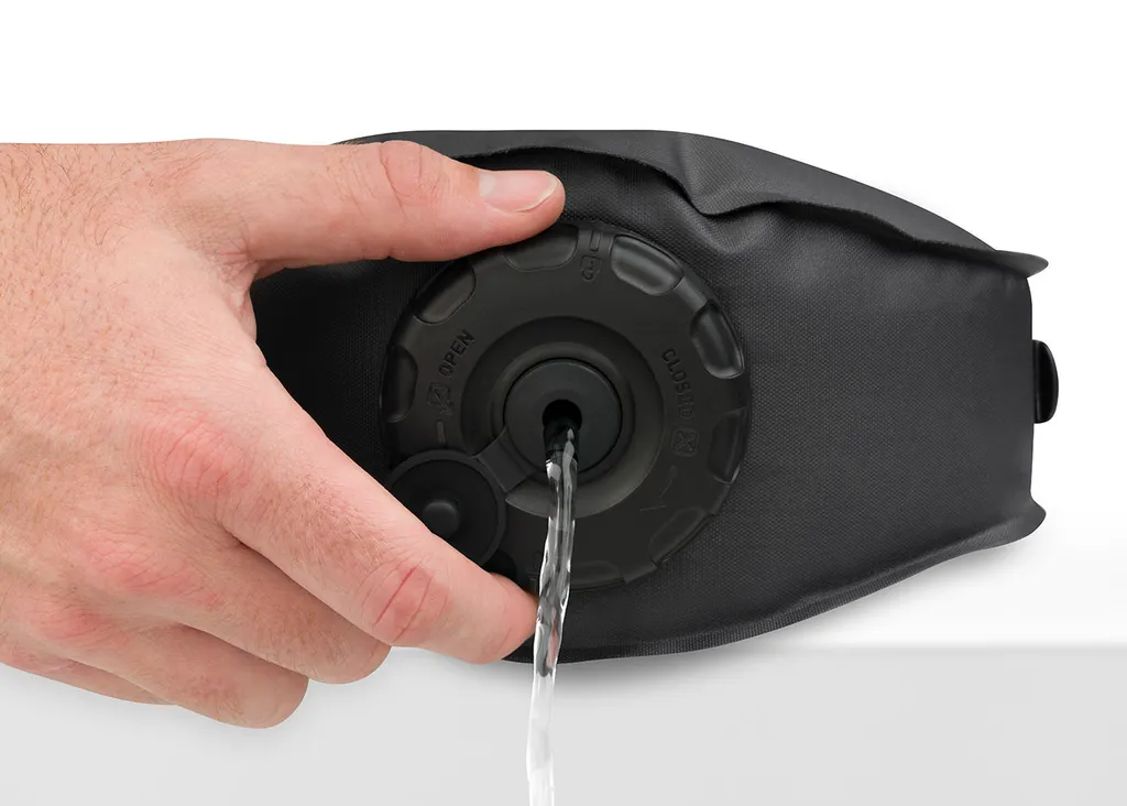 Réservoir d'eau robuste de 6 litres avec sangles Watercell X - 8