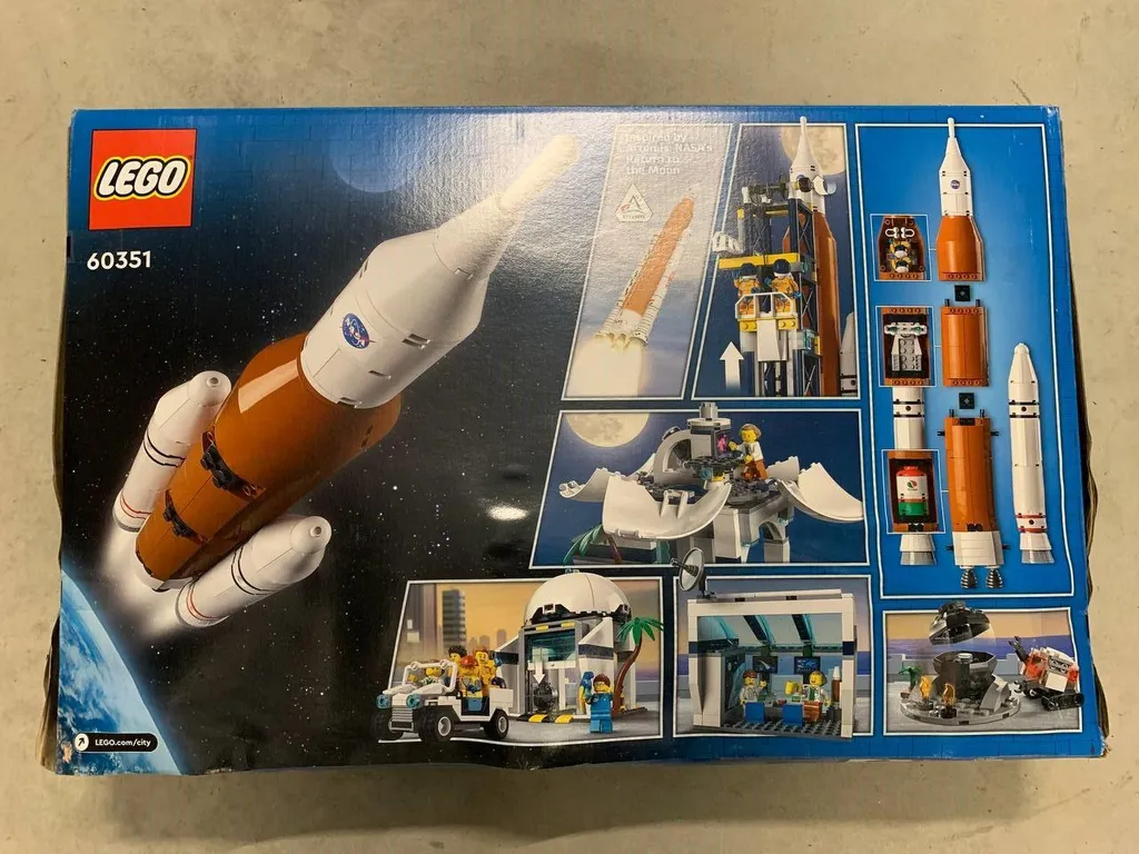 Jeu de construction centre spatial LEGO 60351 avec fusée et figurines - 26