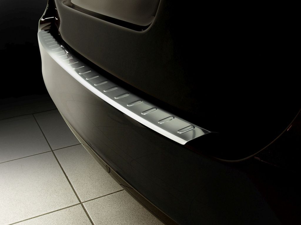 Schutzleiste für die Kante des Kofferraums des Škoda Superb II. 2008-2013 (Kombi, matt)