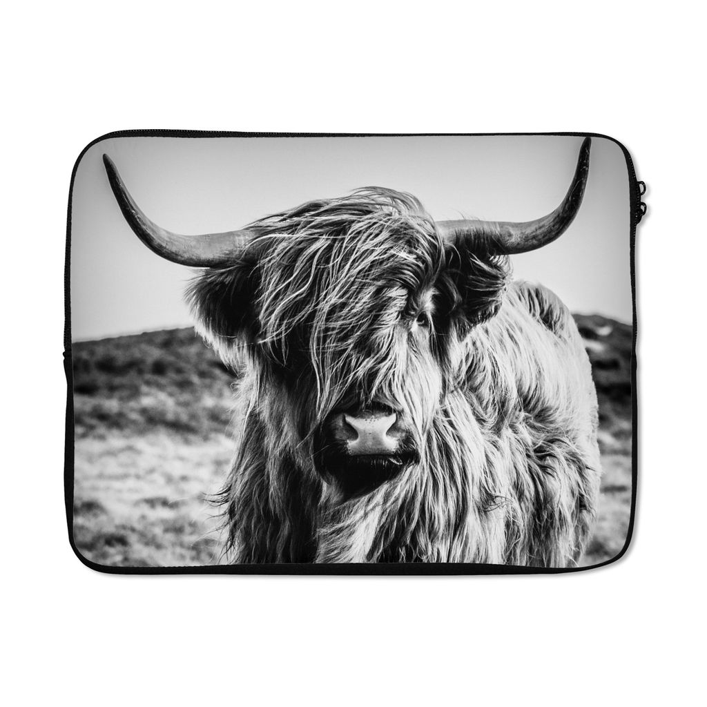 MuchoWow Laptop Hülle 17 Zoll Laptoptasche Schottischer Highlander - Natur - Kuh - Schwarz - Weiß - Zipper - Schutzabdeckung - Schulsachen
