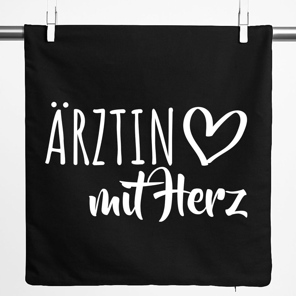 Huuraa Kissenbezug Ärztin mit Herz 40x40cm Black Baumwolle Produktbild 