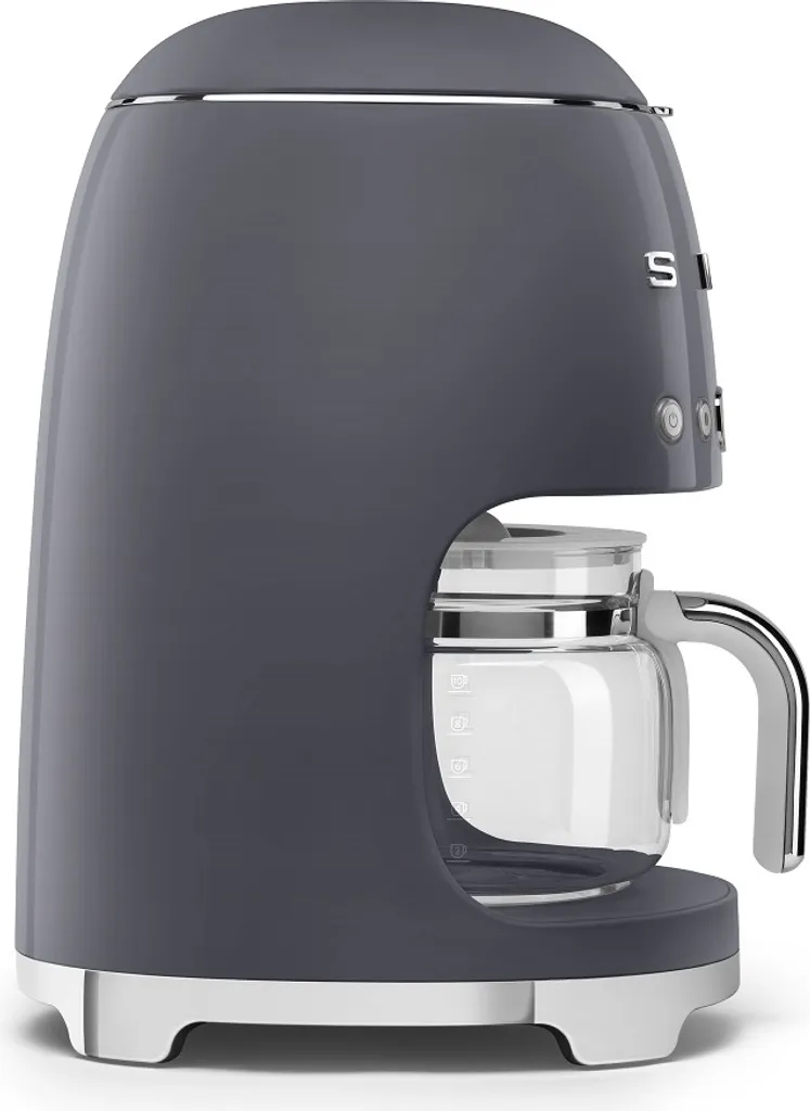 Machine à café Smeg programmable pour un réveil en douceur 10 tasses