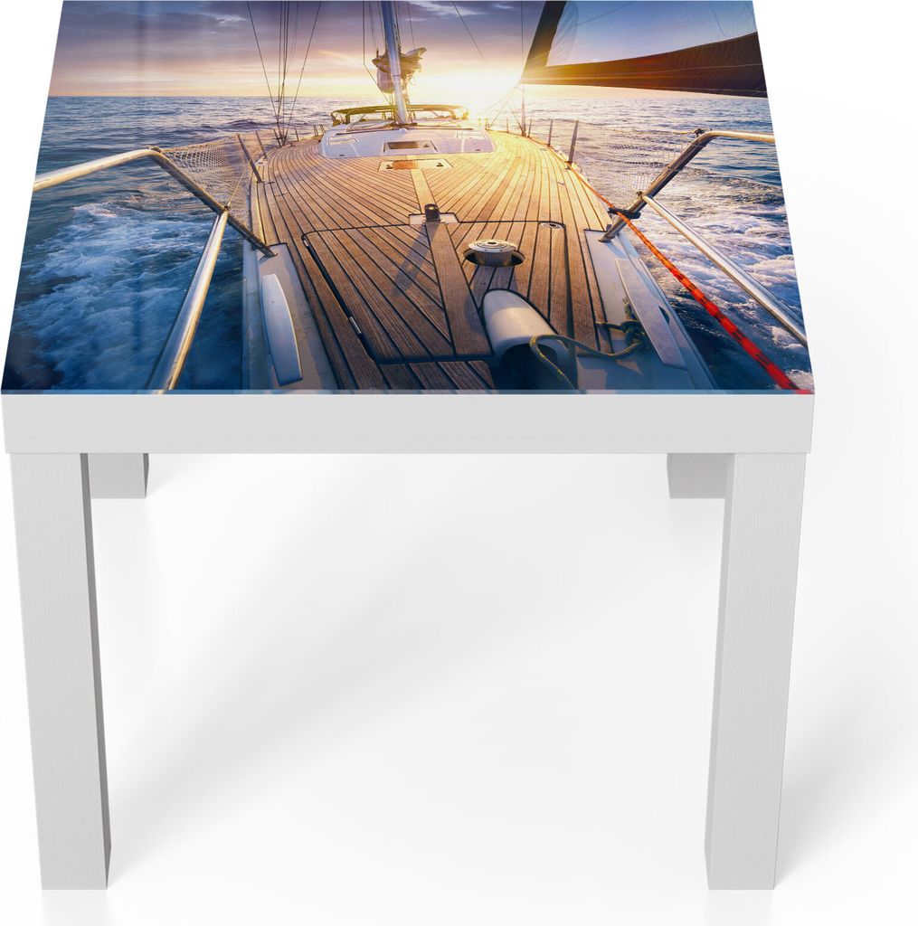 DEQORI Couchtisch 55x55 cm Weiß 'Segelboot jagt Abendsonne' Glas Beistelltisch
