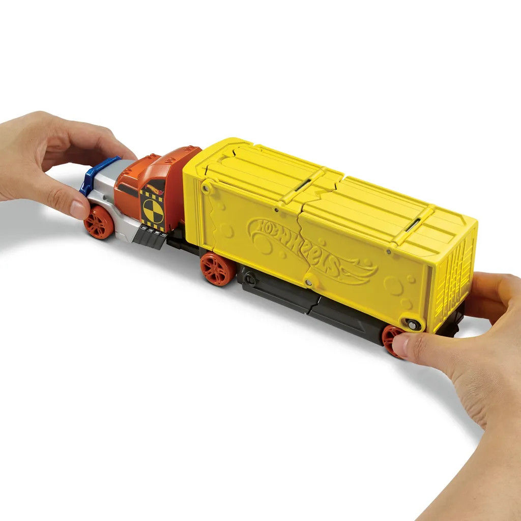 Camion Transporteur Hot Wheels Super Stunt avec Rampe de Lancement