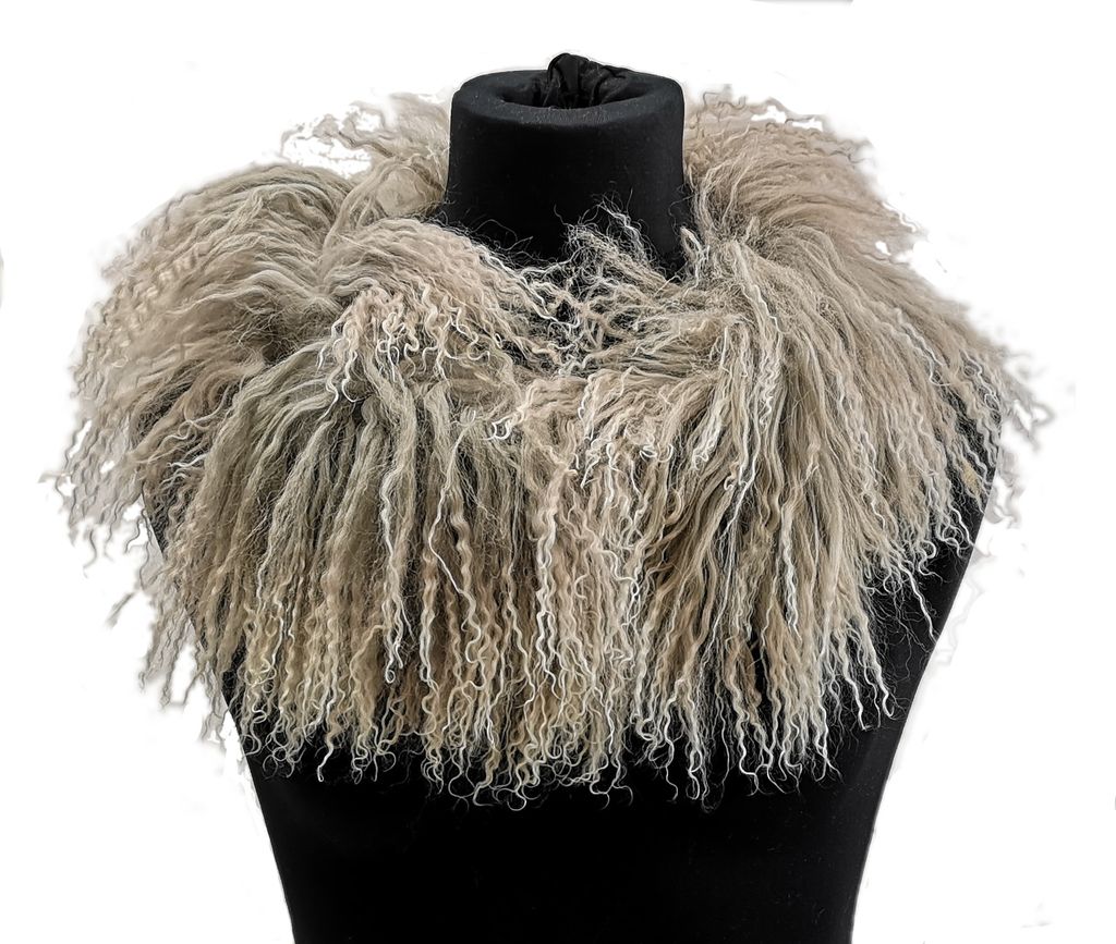 Leichter Taupe Lammfell Schal mit feinen Locken, Produktbild 