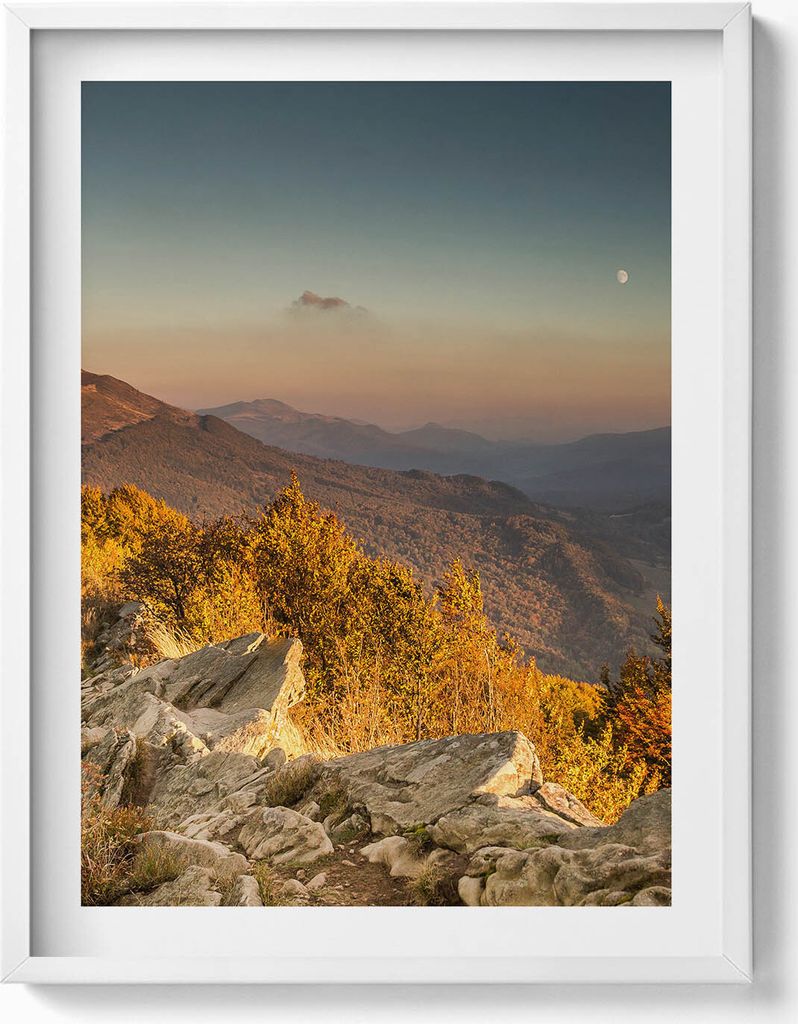 Bieszczady-Gebirge– Wandbild mit Rahmen – Gerahmtes Bild – Wanddekoration – 60x80 cm – Weiß Rahmen