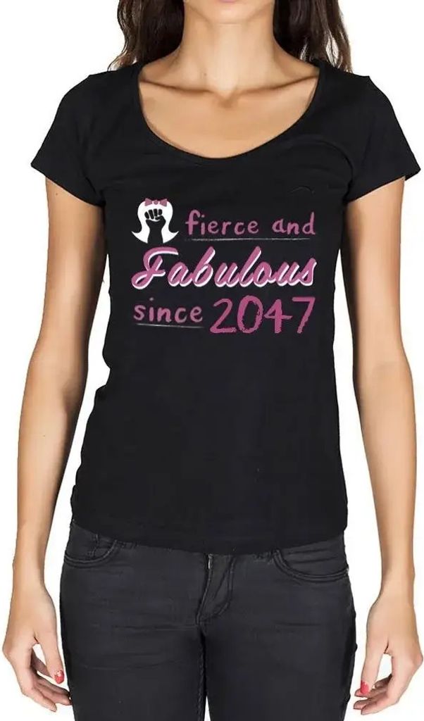Damen Grafik T-Shirt Kämpferische und fabelhafte Frau seit 2047 – Fierce and Fabulous Woman Since 2047 – Öko-Verantwortlich Vintage Jahrgang ...
