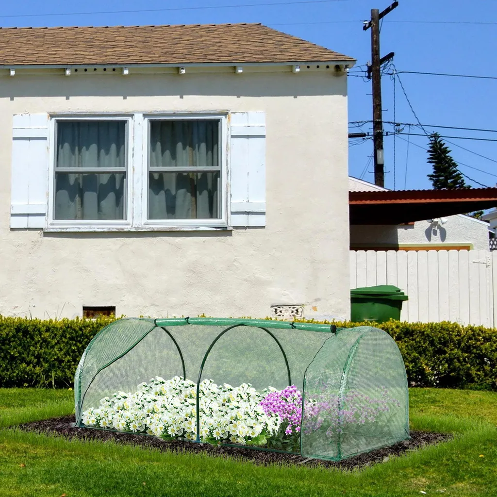 Serre de jardin pour protéger vos plantes du gel et des intempéries