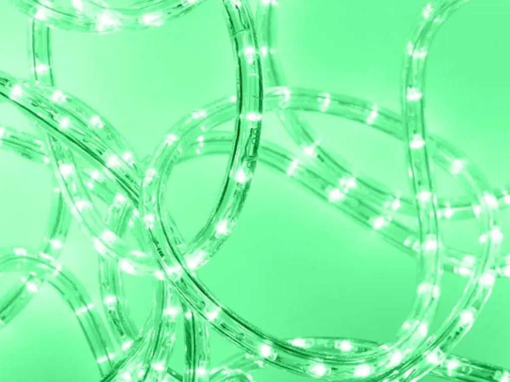 Éclairage extérieur vert 9m pour illuminer une terrasse ou une façade