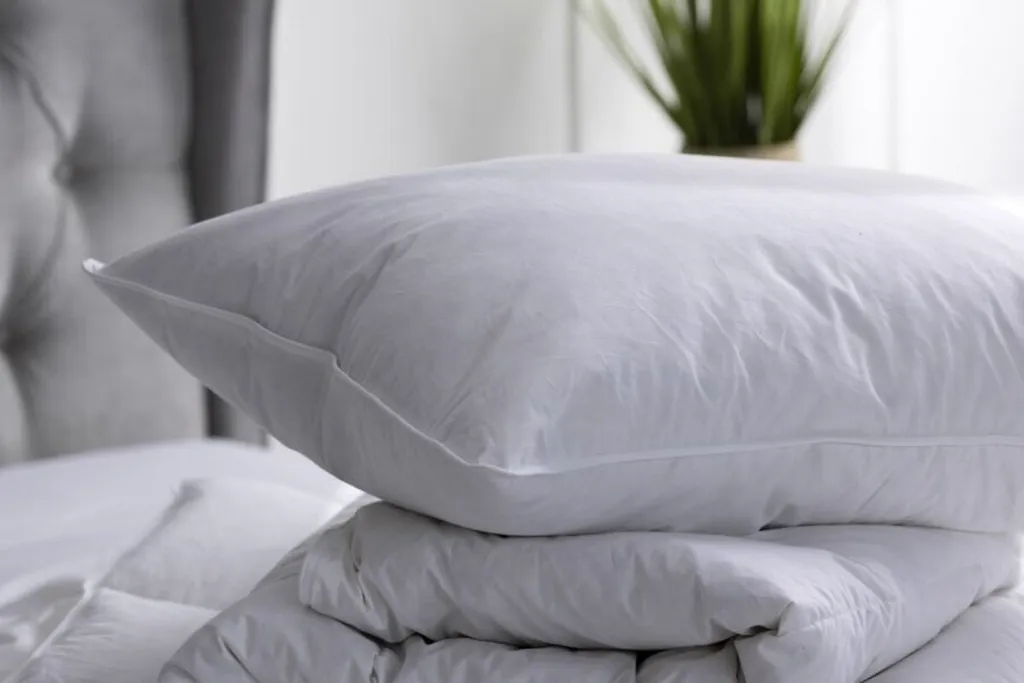 Oreiller Confortable Belledorm Hotel Suite BM396 pour un Sommeil Zen