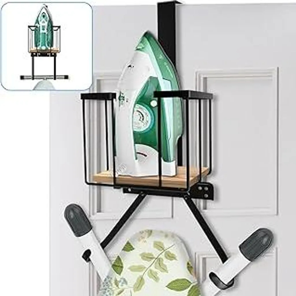 CAVWVTYU Supporto per asse da stiro - Supporto da parete per asse da stiro con ampio cestello portaoggetti e ganci resistenti - Supporto per ferro da stiro e asse da stiro per la lavanderia - può contenere ferro da stiro, asse da stiro e flacone spray