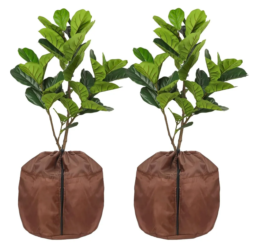 Protégez vos Plantes du Gel au Sol avec ce Sac Isolant à Fermeture Éclair