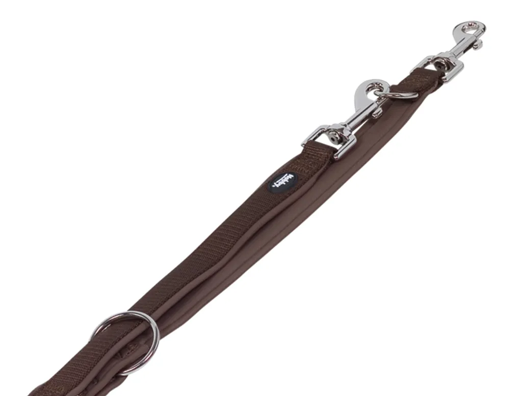 Nobby Classic Preno: Eleganza Marrone per le tue Passeggiate