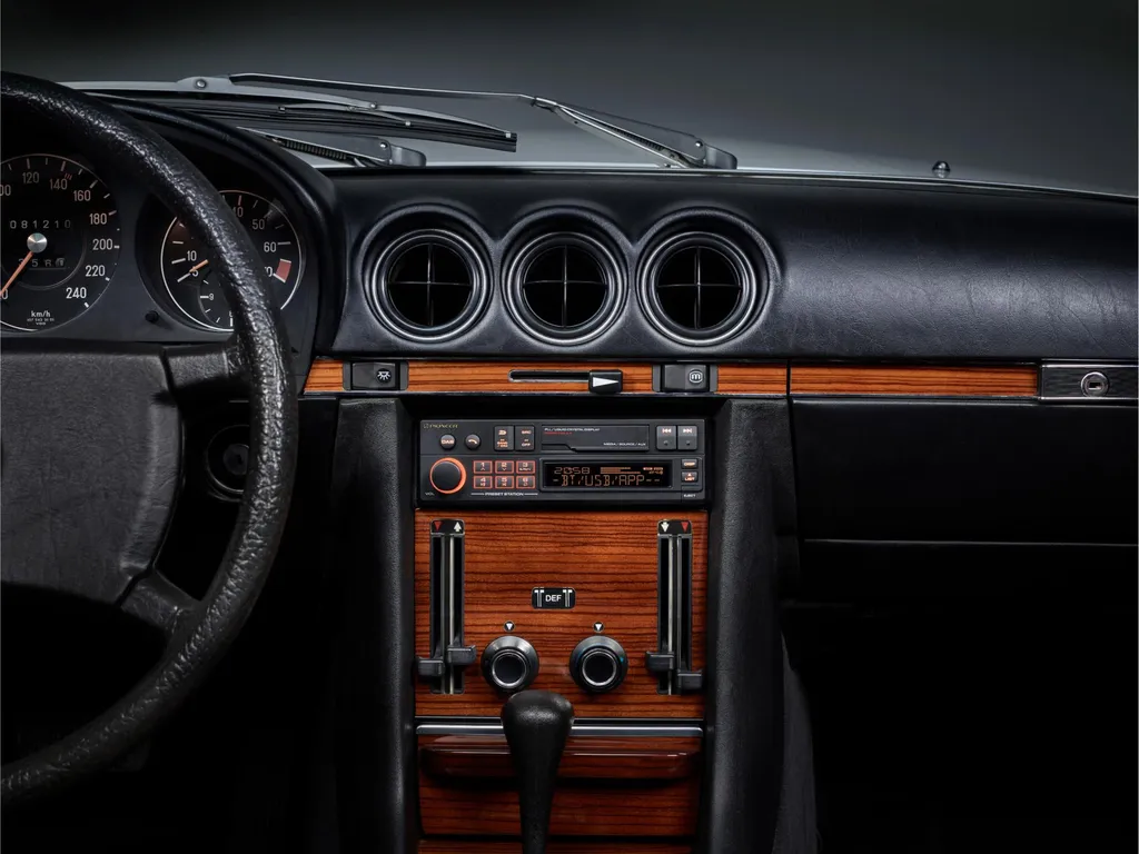 Autoradio Pioneer SXT-C10PS 1 DIN : Solution Bluetooth et Audio Haute Qualité - 8