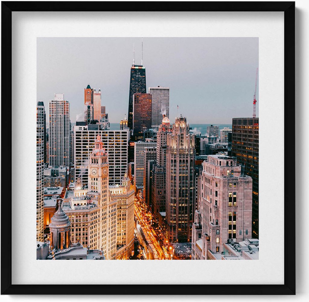 Panorama einer Großstadt am Abend– Wandbild mit Rahmen – Gerahmtes Bild – Wanddekoration – 50x50 cm – Schwarz Rahmen