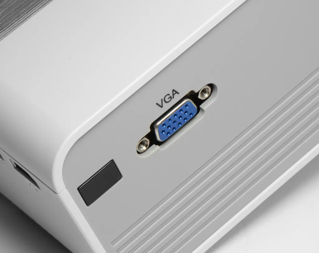 Mini-projecteur LED HD Technaxx TX-127 pour soirée cinéma