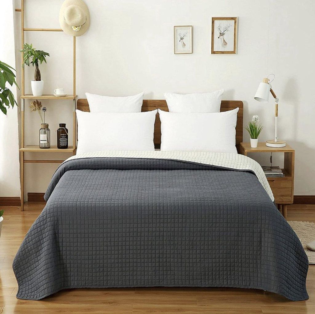 Bolt Edge Tagesdecke – 2-Personen – Grau/Beige – Polyester – 220x240cm
