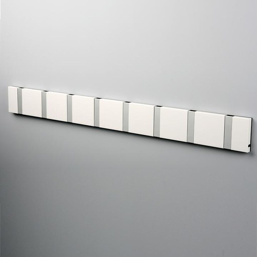 LoCa Garderobe Knax 8 weiß (Haken klappbar Alu)