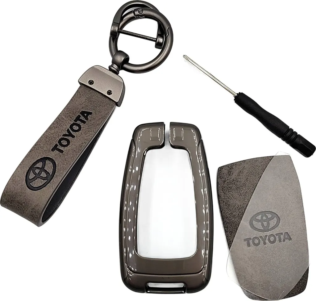 Set Portachiavi Toyota 3in1 in Pelle: Accessorio Lusso per RAV4 Corolla