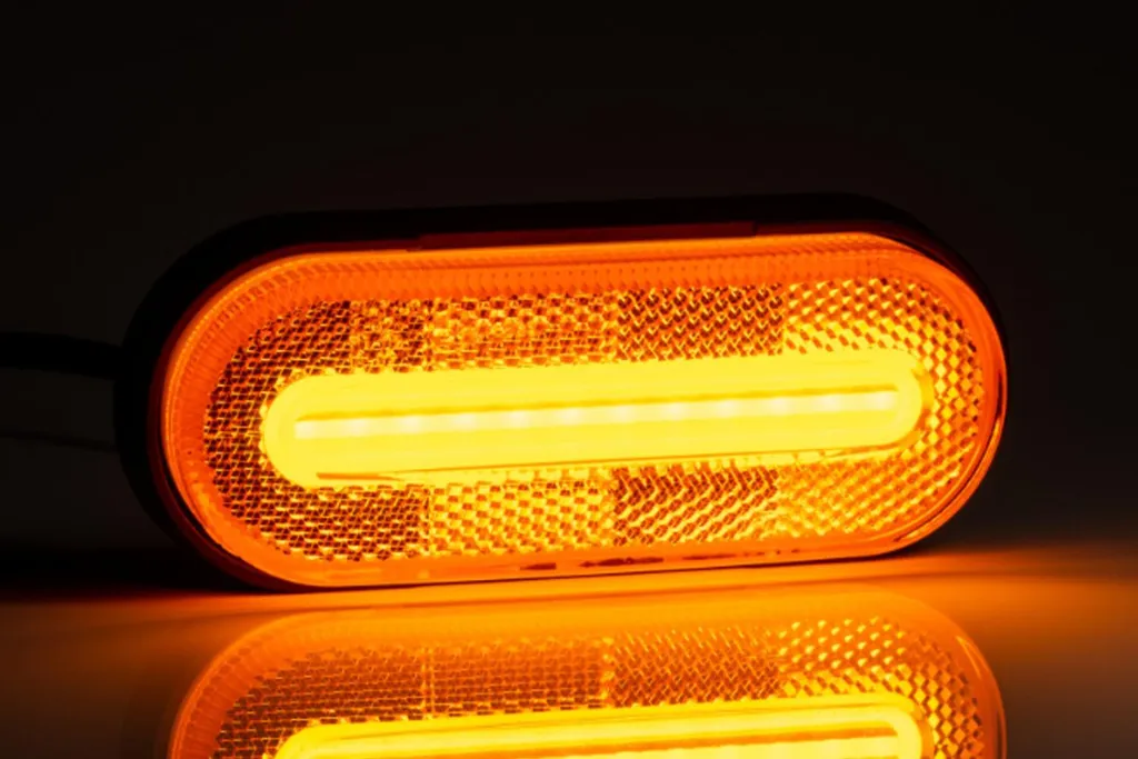Luce LED FT-070 Z Fristom Arancio | Design Slim per Custom Truck - 7